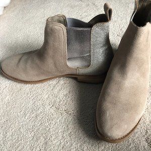 TOMS ankle booties